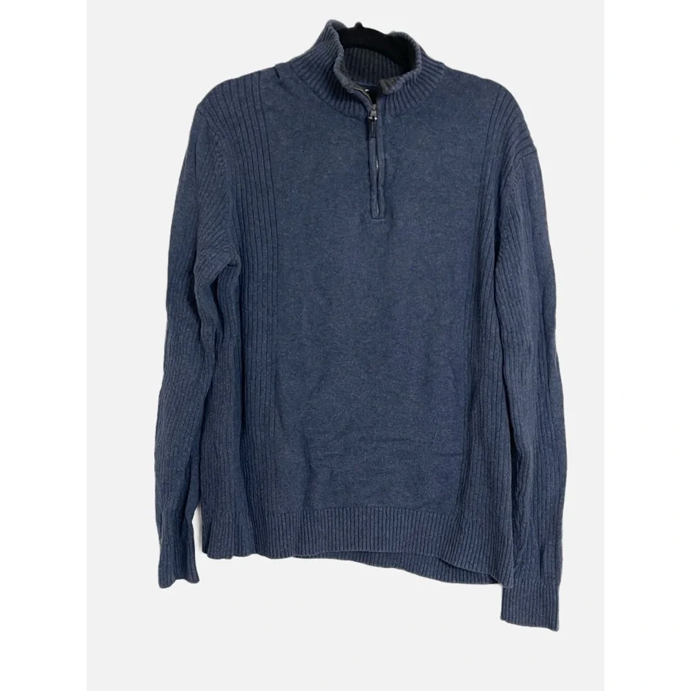 Calvin Klein Men's Blue 1/4 Zip Pullover Sweater - Large